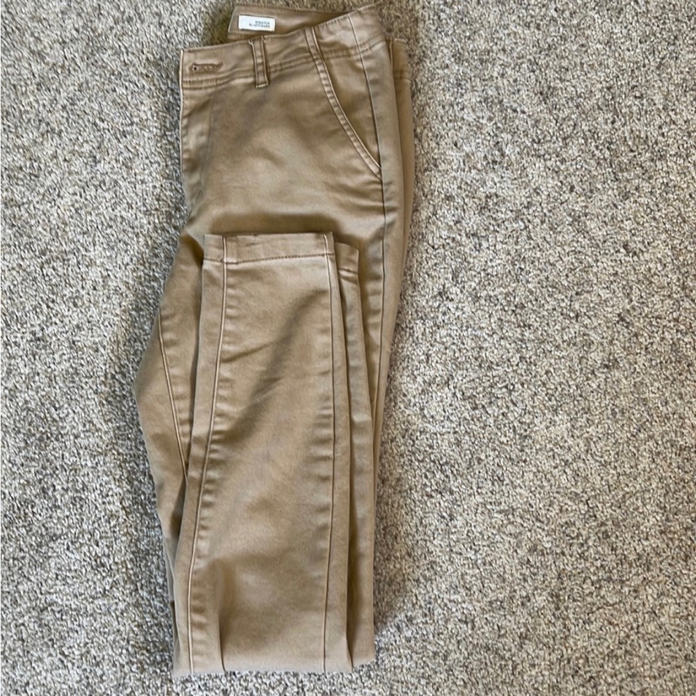 Women’s Khakis